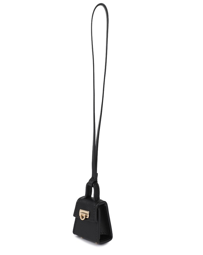 ☆人気☆【FERRAGAMO】☆フェラガモガンチーニチャーム☆ ☆人気☆【FERRAGAMO】☆フェラガモガンチーニチャーム☆
