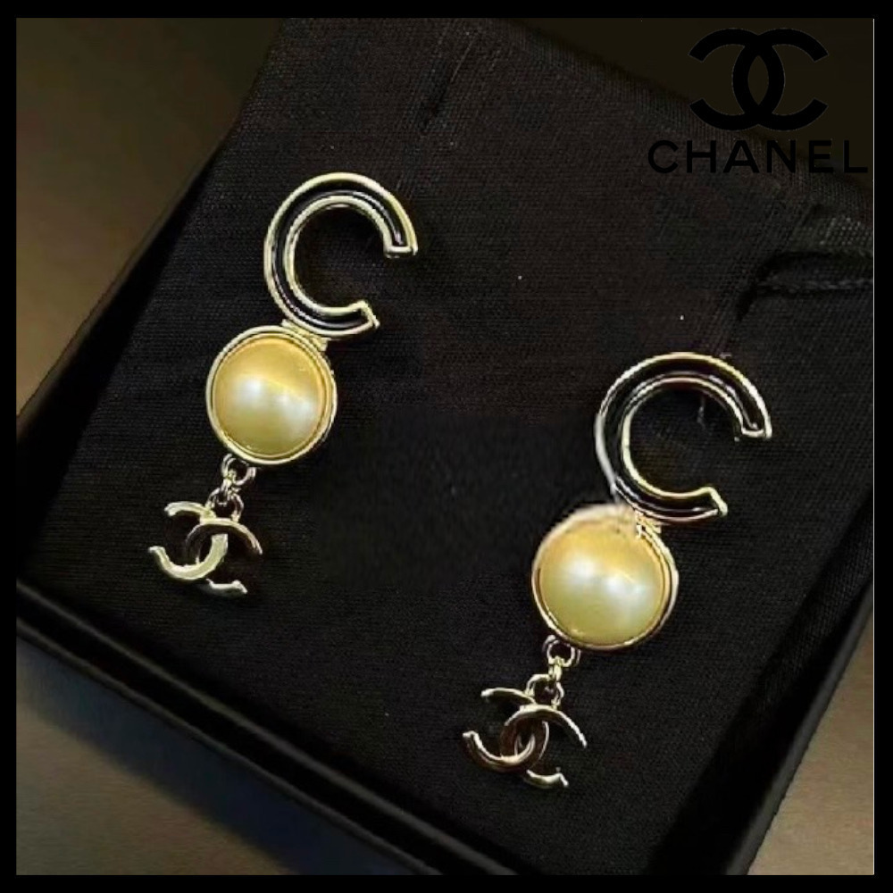 キラキラ輝く♪】CHANEL ピアス