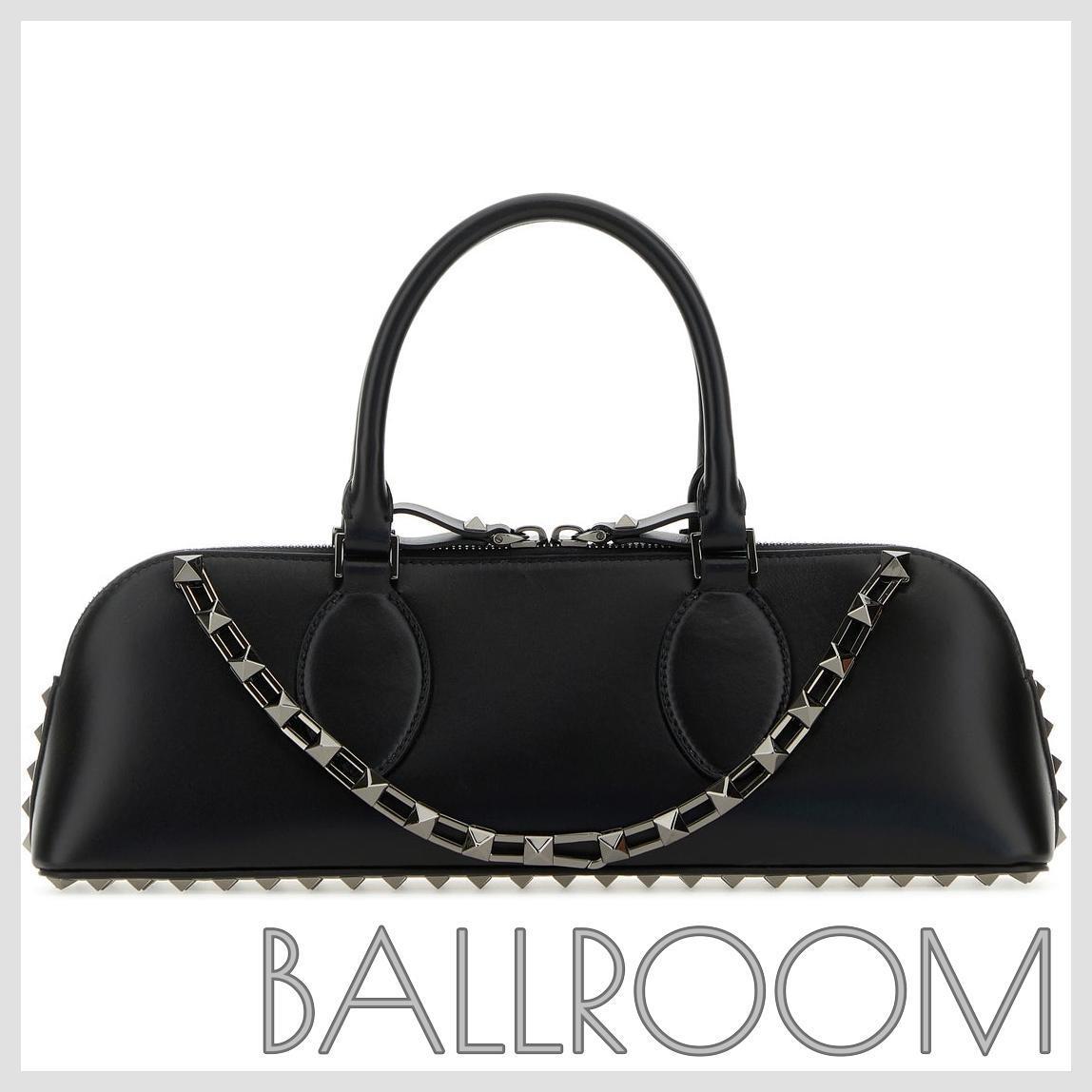 ハンドバッグ VALENTINO BLACK LEATHER ROCKSTUD EAST-WEST HANDBAG