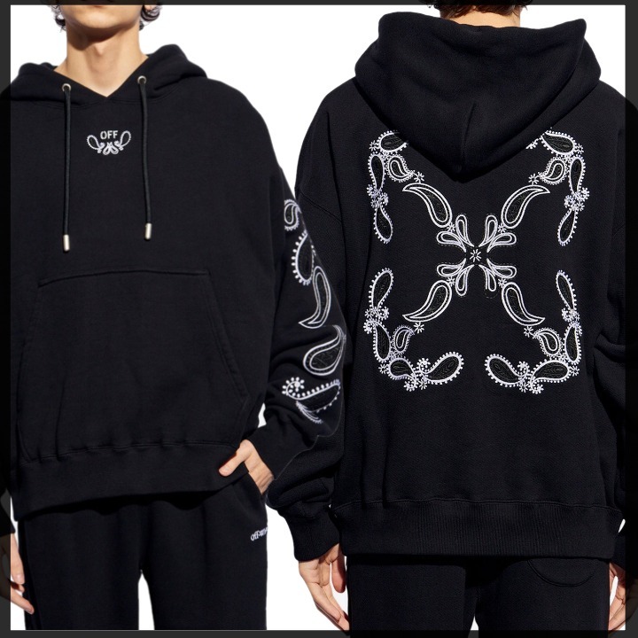 ◆OFF-WHITE オフホワイト◆アロー バンダナ プリント パーカー