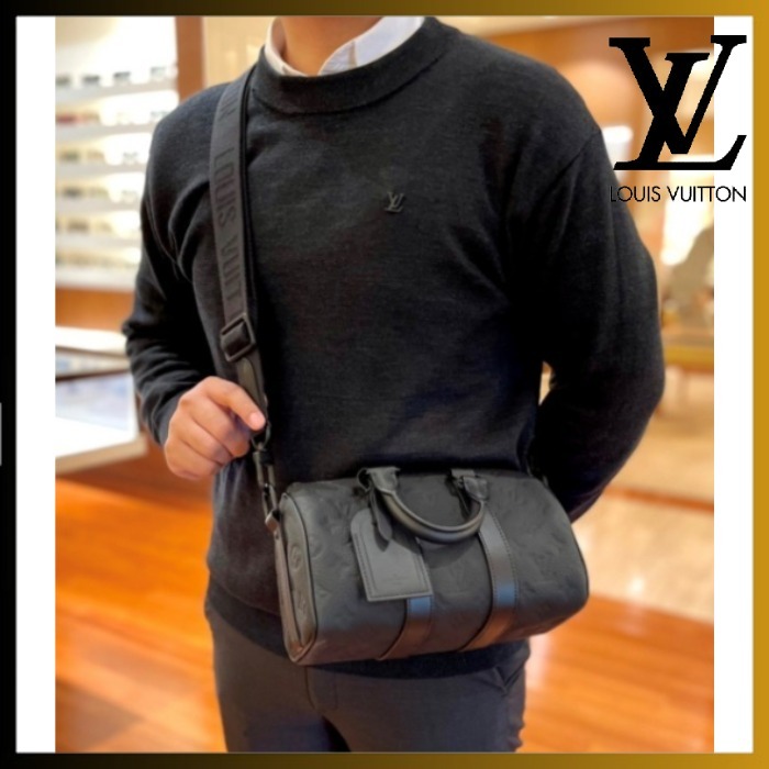 【モダンな印象】Louis Vuitton キーポル バンドリエール 25