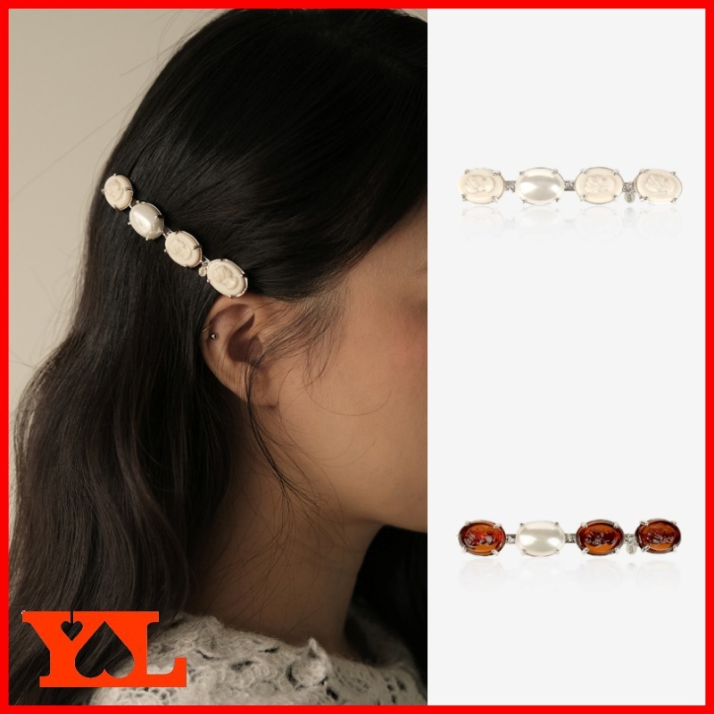 【yOungly yOungley】Cameo pearl barrette