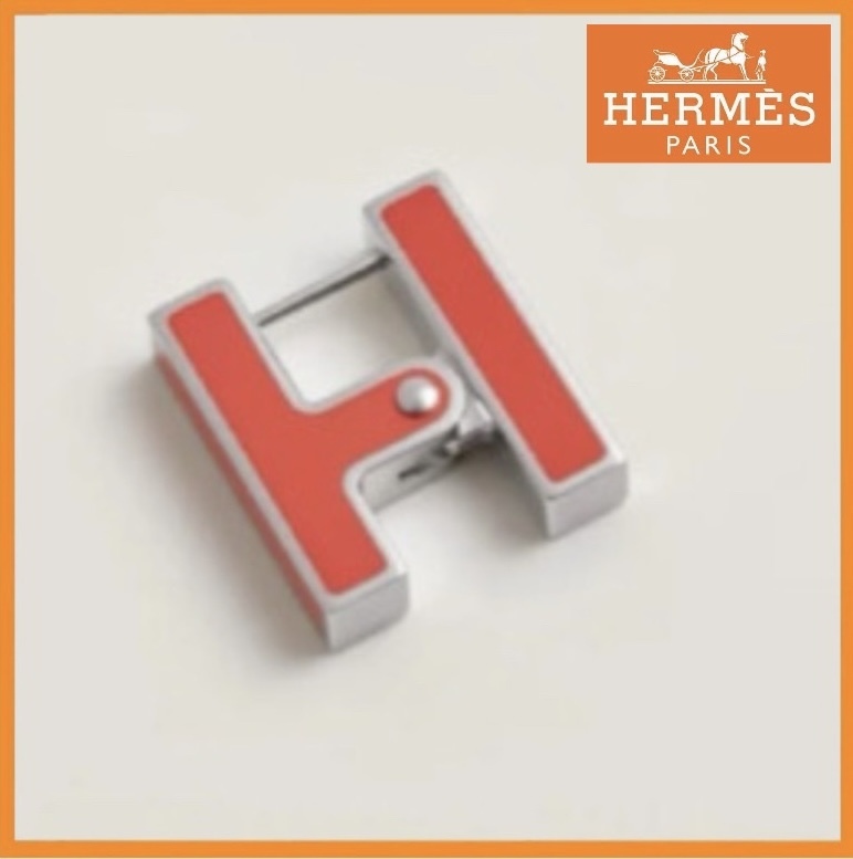 〈お洒落ピアス♪〉HERMES バスキュールピアス