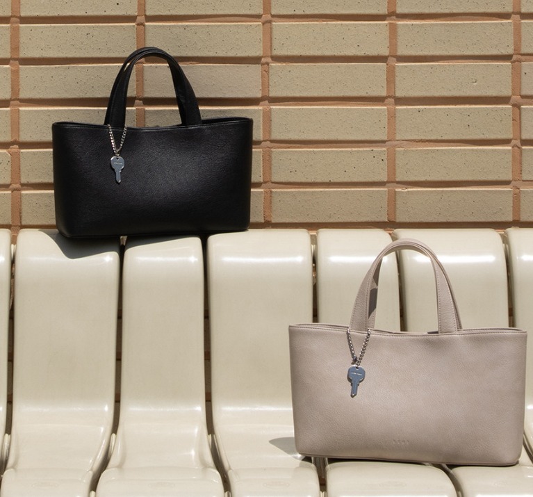 [KABINET DESIGN STUDIO] 韓国 Poje tote BAG & キーホルダーSET