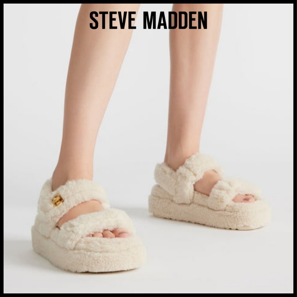 ★Steve Madden★大人気モデルの新作★BIGMONA★サンダル