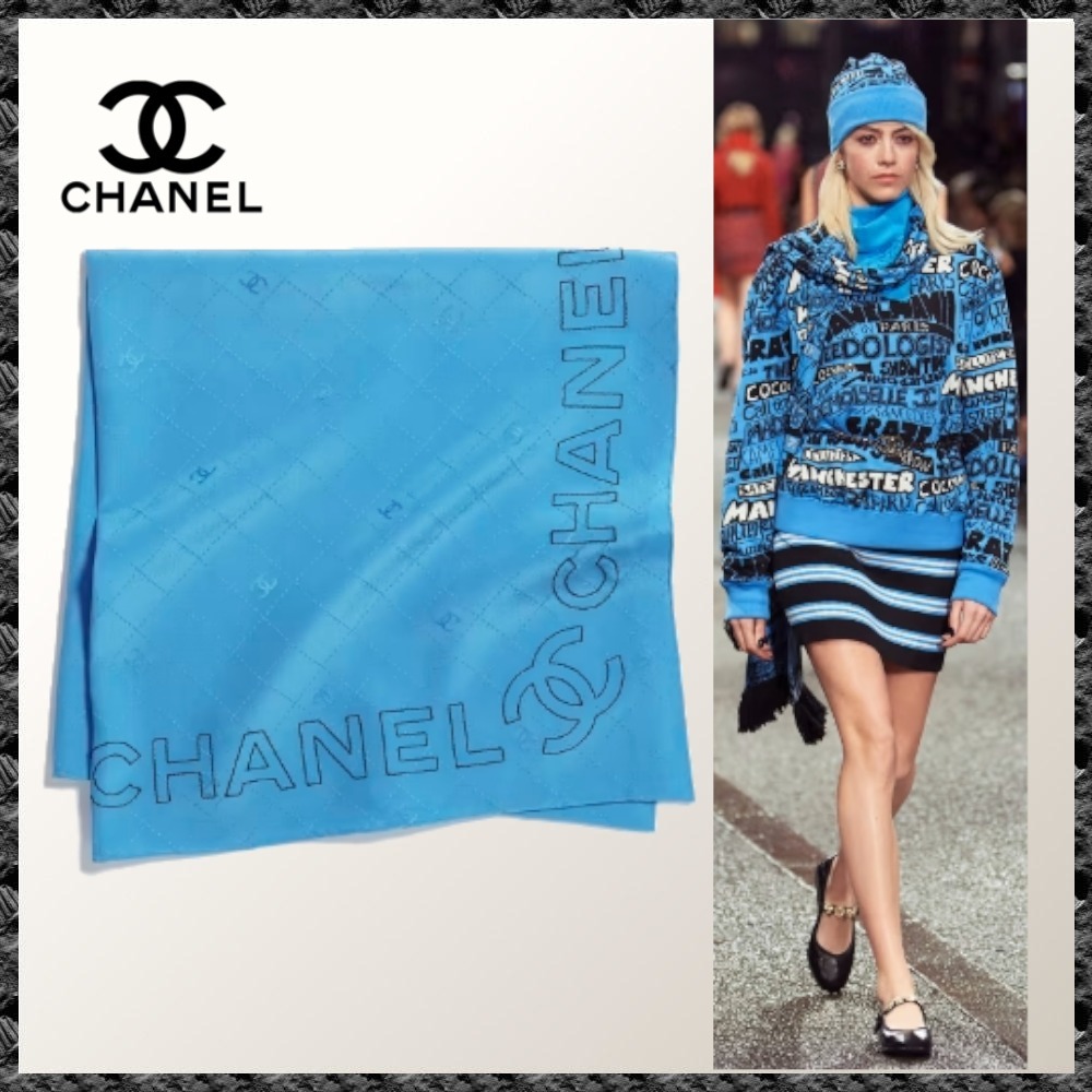 エレガント◆送料込♪【CHANEL】24AW バンダナ シルクジャカード
