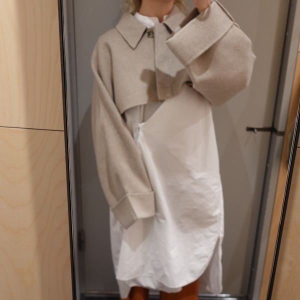 “COS” クロップドダブルフェイスウールジャケット Beige