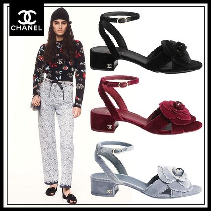 グレー（灰色）系 CHANEL(シャネル) サンダル・ミュール