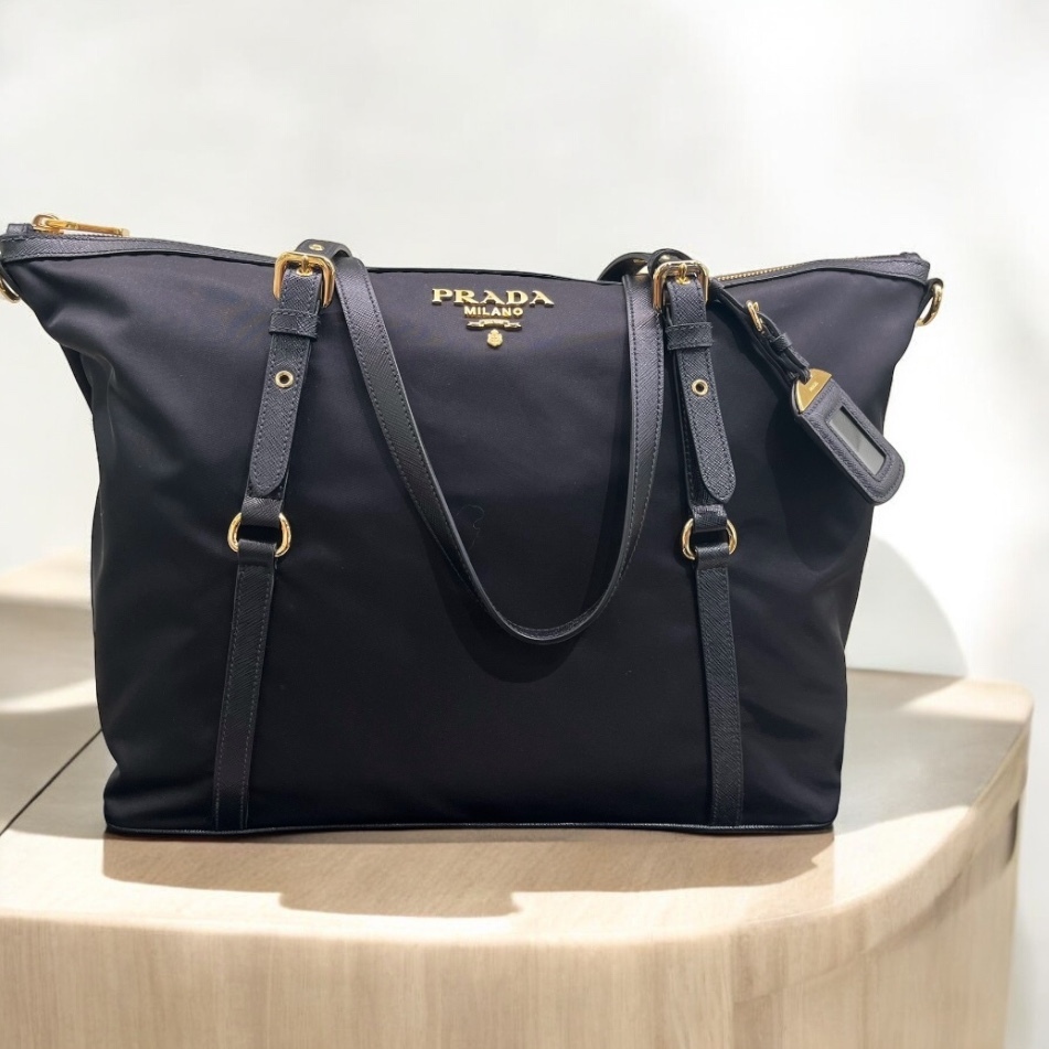 セール PRADA 沢山入るトートバッグ ナイロン サフィアーノ