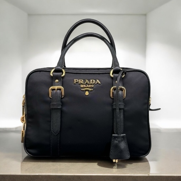 セール PRADA 使いやすいナイロン サフィアーノ ハンドバッグ 黒