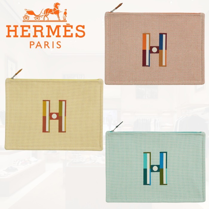 【HERMES】フラットポーチ 刺繍入り 《フォーブル・コーナー》
