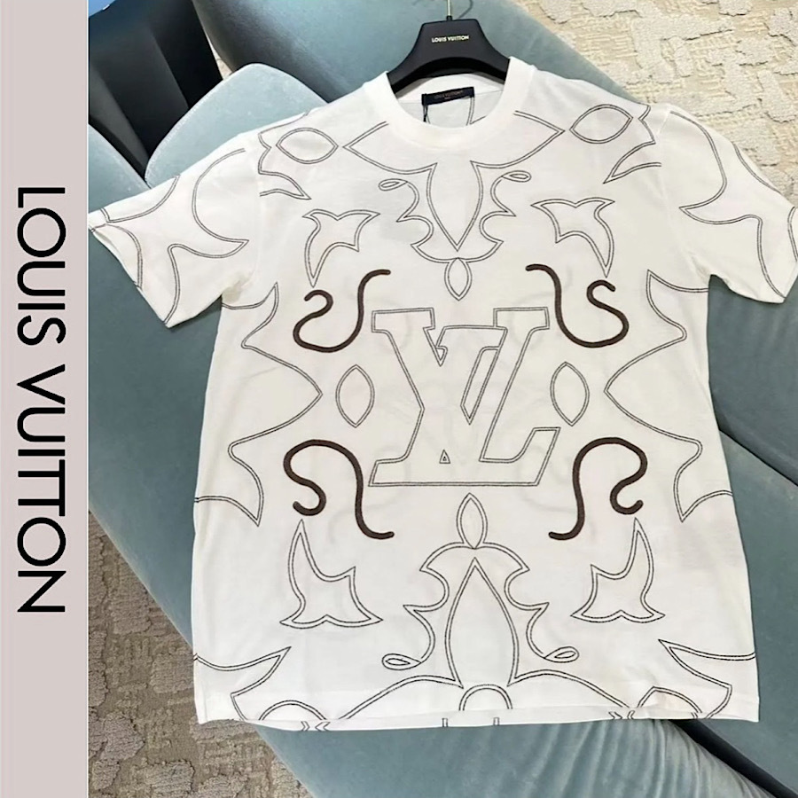 《ストリートコーデに》LOUIS VUITTON Tシャツ 半袖