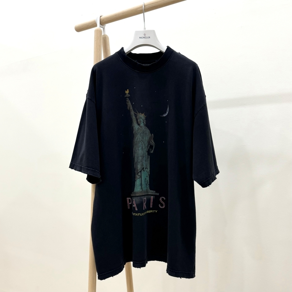 ★BALENCIAGA PARIS LIBERTY Tシャツ ミディアムフィット