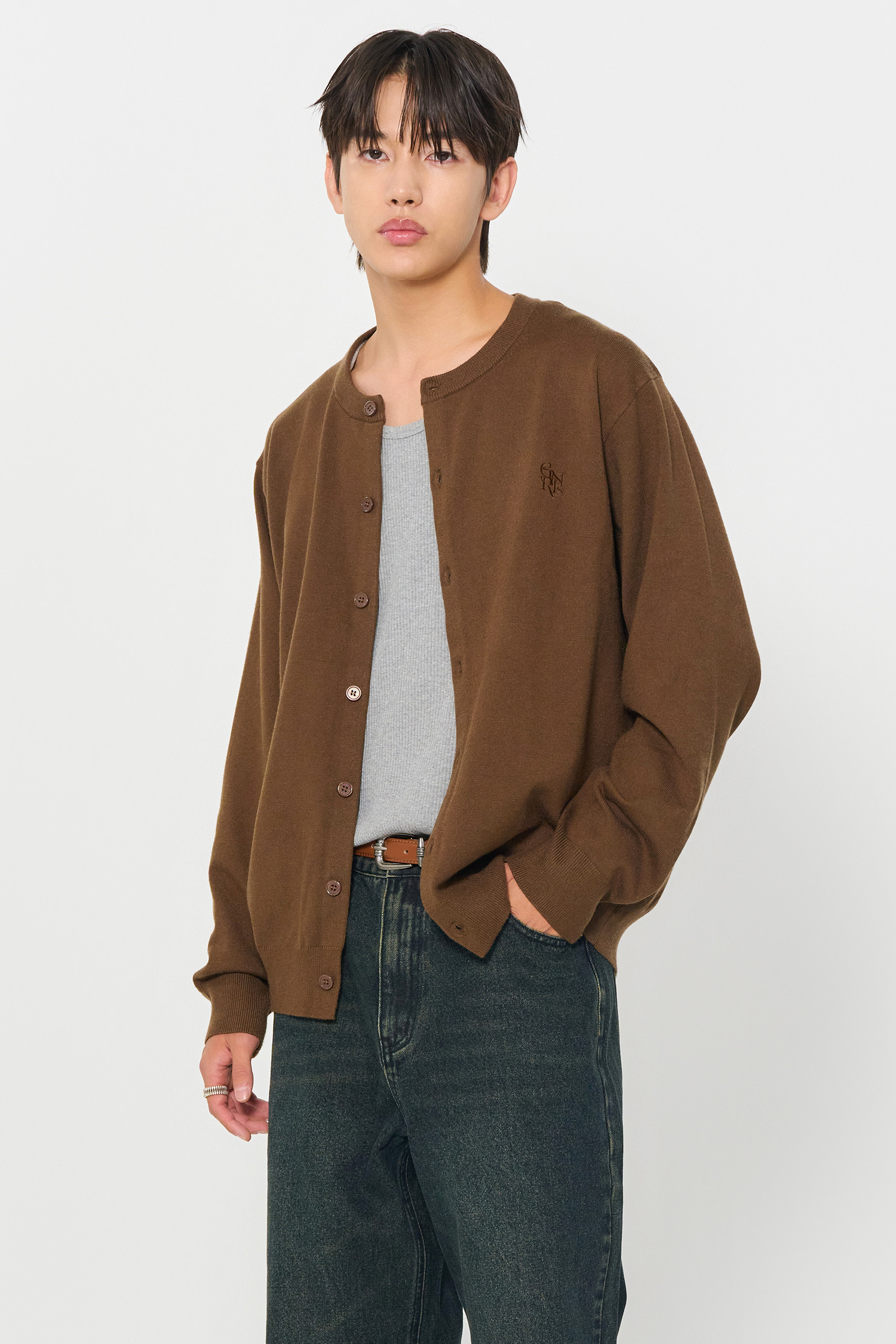【GENERAL IDEA】メンズ Essential Crew Neck カーディガン-2色 GENERAL IDEA】メンズ Essential Crew Neck カーディガン-2色