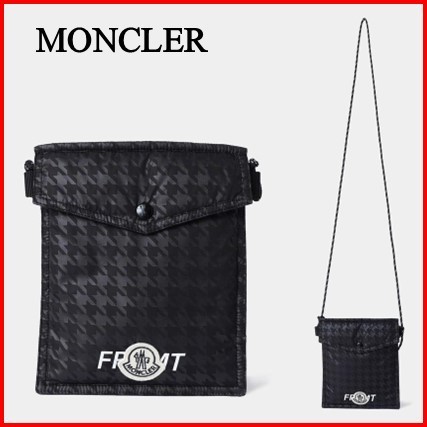 【関税込み】 ☆MONCLER☆ ロゴ スマホケース ショルダーバッグ