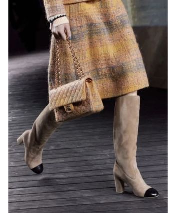 CHANEL(シャネル) ロングブーツ(レディース) - 海外通販のBUYMA
