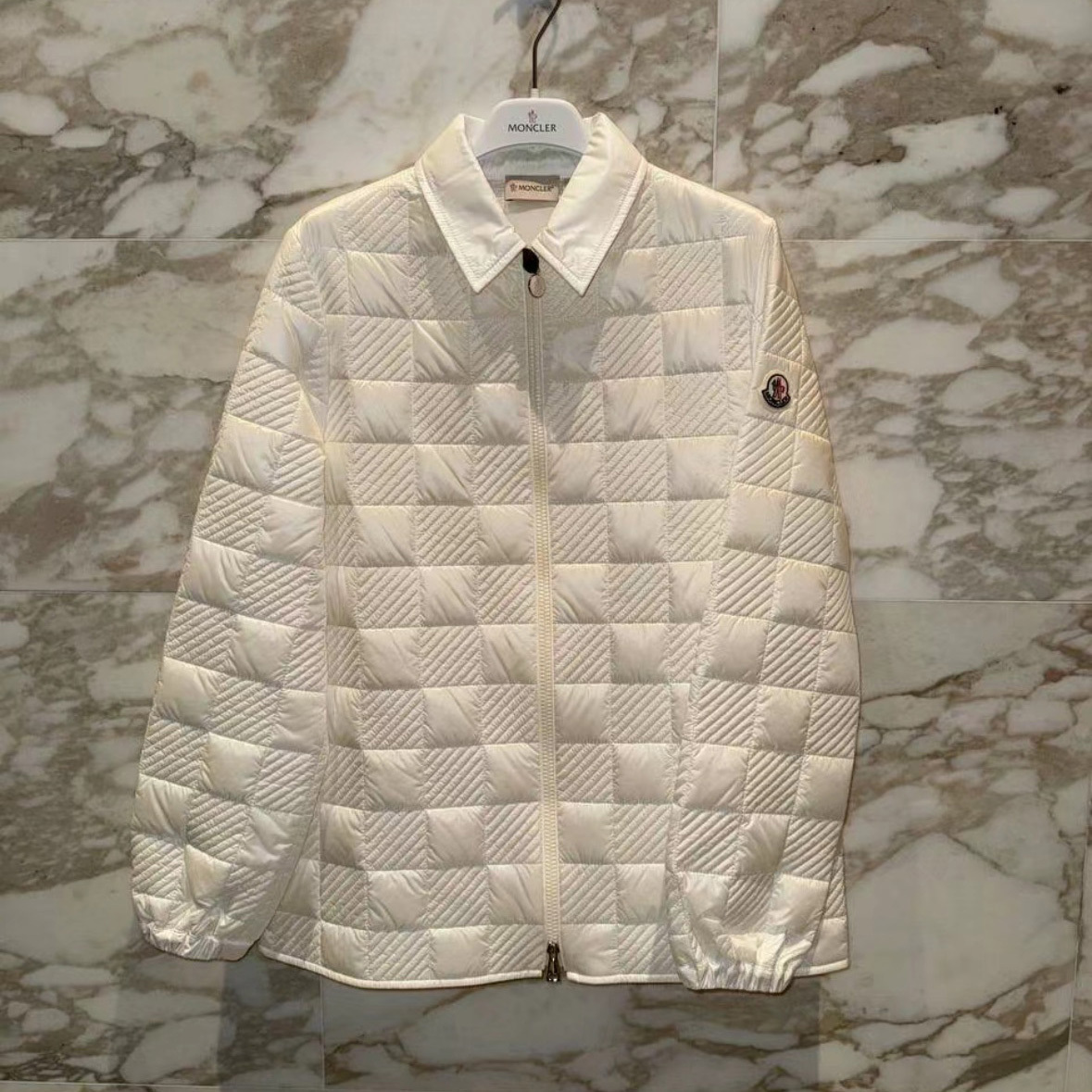 関税込 MONCLER PADDED ZIP-UP SHIRT J20932F00004788LM034