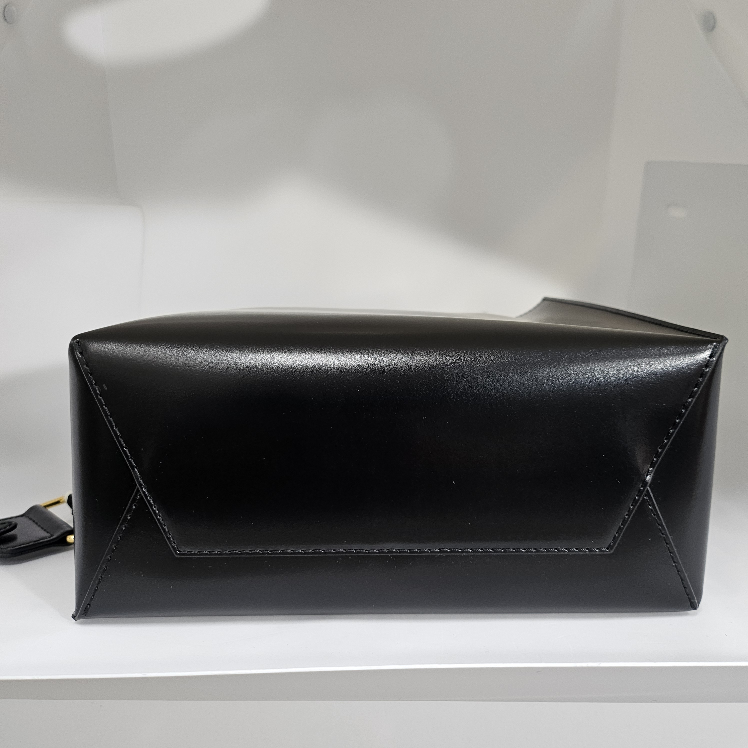 【MARNI】★送料・関税込★ミュゼオ スモール トートバッグ ☆送料関税込☆MARNI マルニ MUSEO ミュセオ ミニ トートバッグ