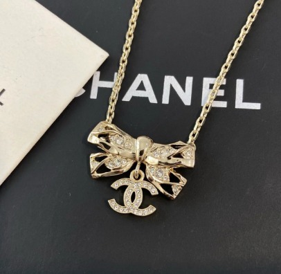 《煌めく☆リボンモチーフデザインが素敵》CHANEL ネックレス