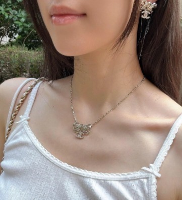 《煌めく☆リボンモチーフデザインが素敵》CHANEL ネックレス