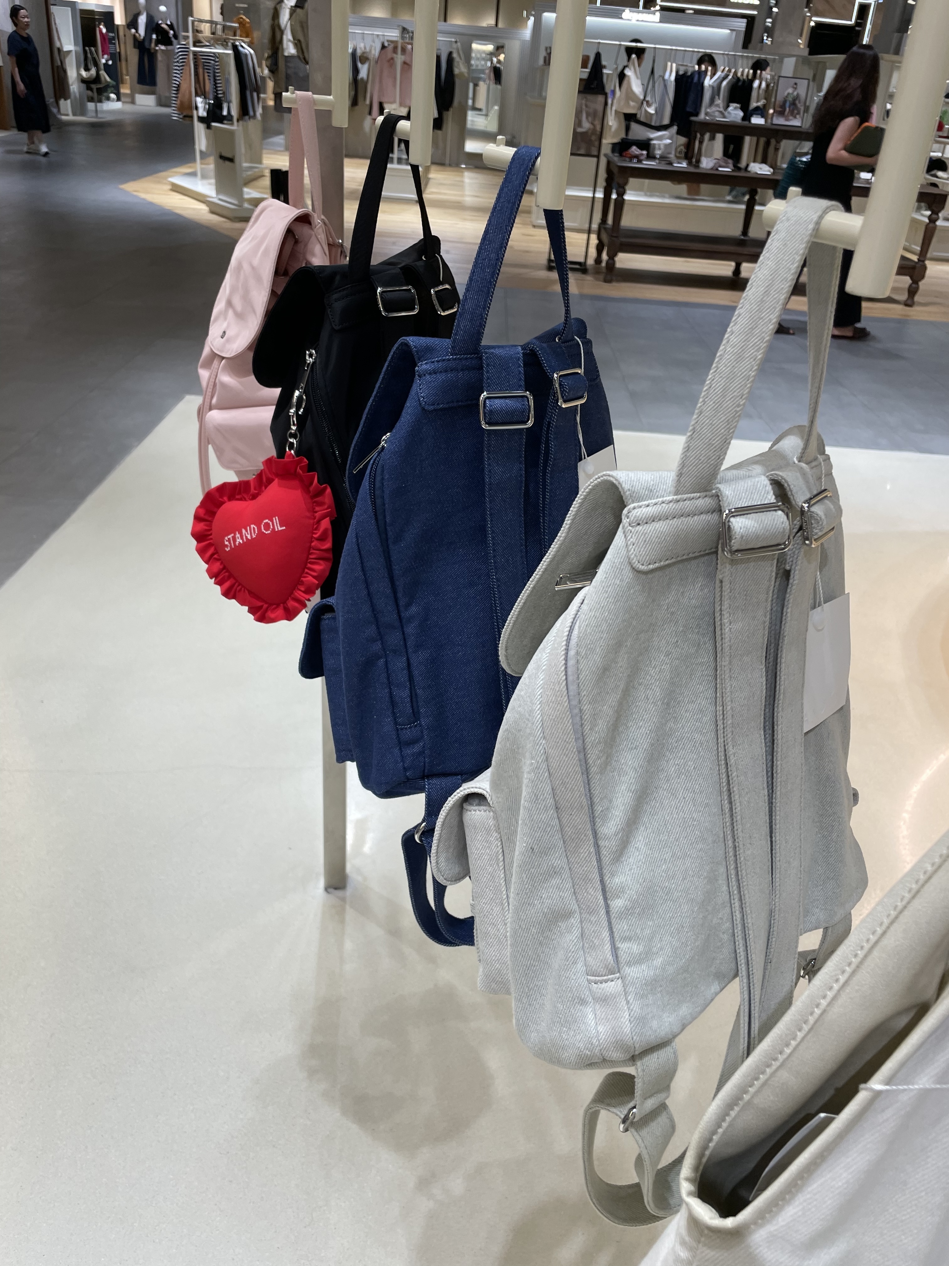 韓国人気【STAND OIL】Heart Shopping Basket Keyring (STAND