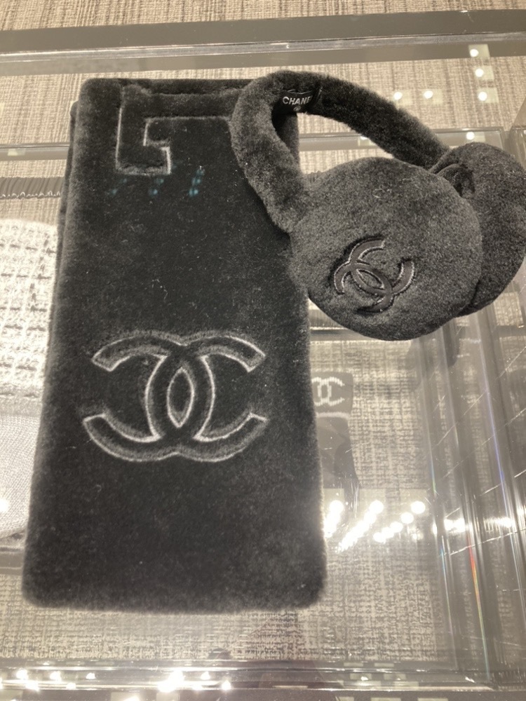 国内発送 新作 CHANEL イヤーマフ シャネル ファー オリラグ