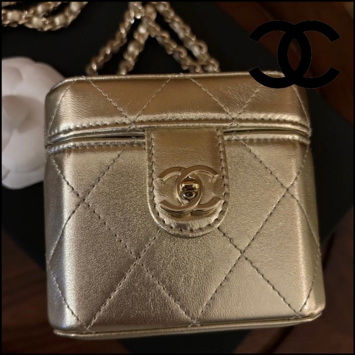 《限定品★》CHANEL ミニバニティ