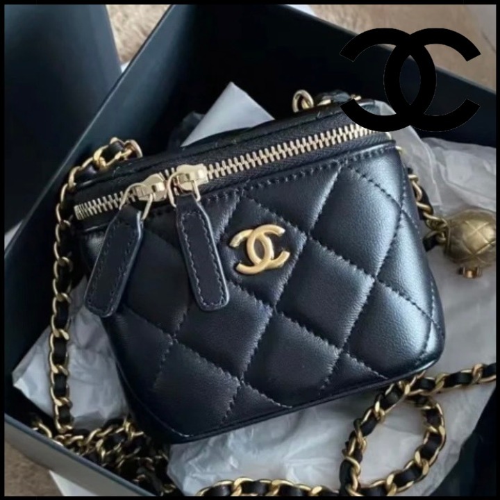 《数量限定品★》CHANEL ミニバニティ
