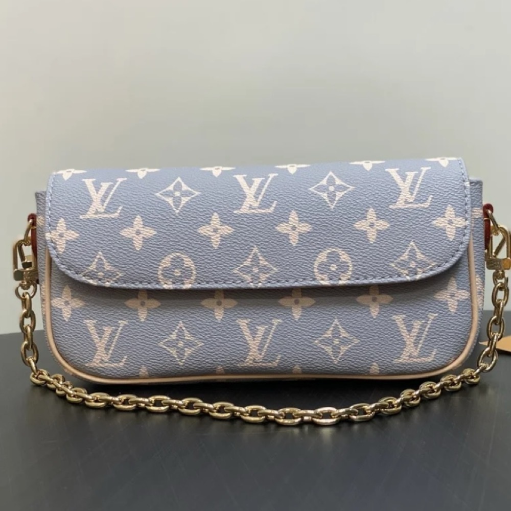 上品☆優美【LOUIS VUITTON】ウォレット オン チェーン アイビー