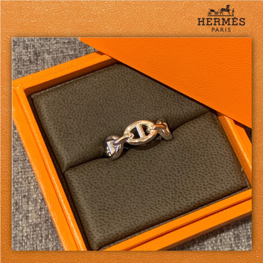【耳元に存在感】HERMES★ピアス シェーヌダンクル・アンシェネ 耳元に存在感】HERMES☆ピアス シェーヌダンクル・アンシェネ