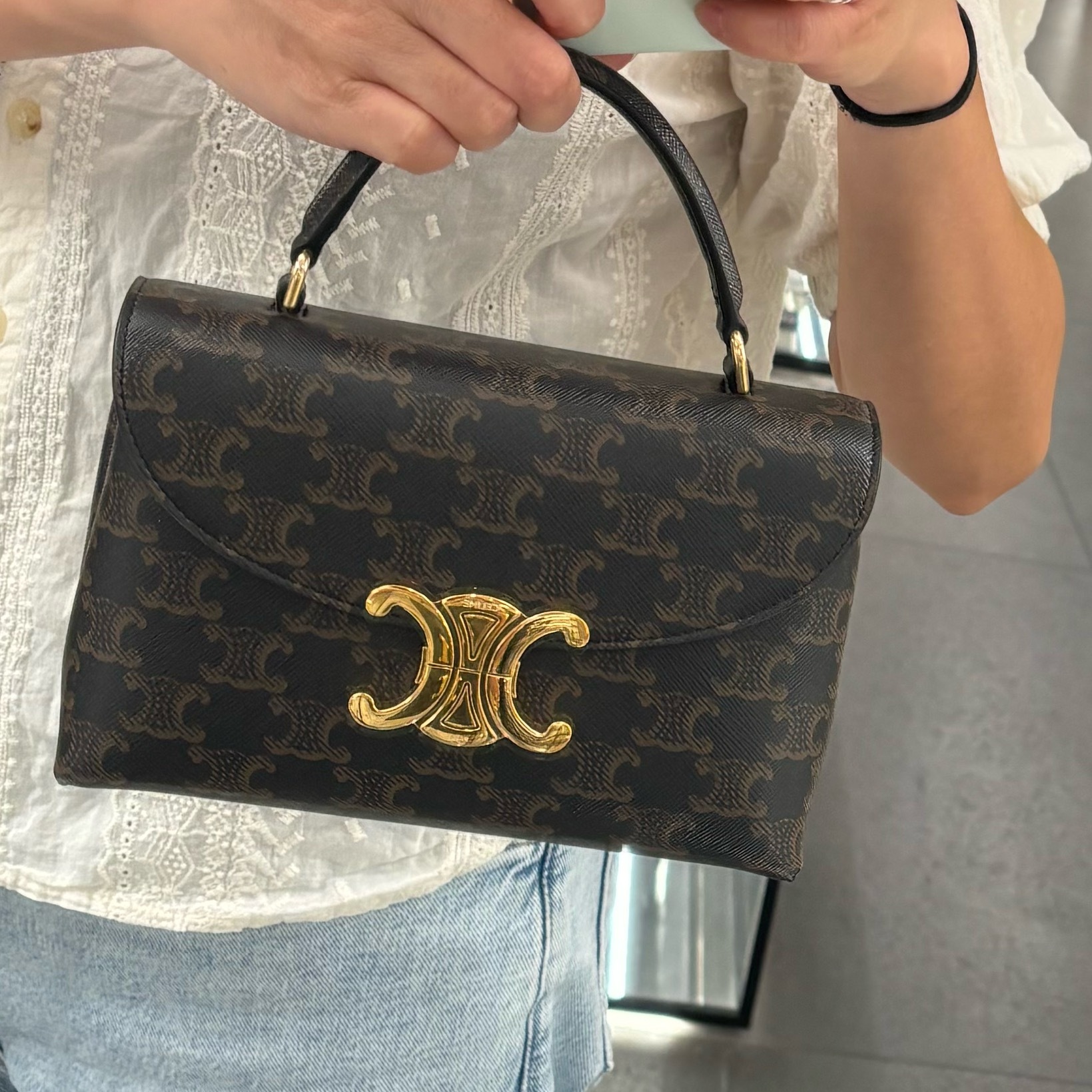 CELINE トリオンフキャンバス ティーン ニノバッグ