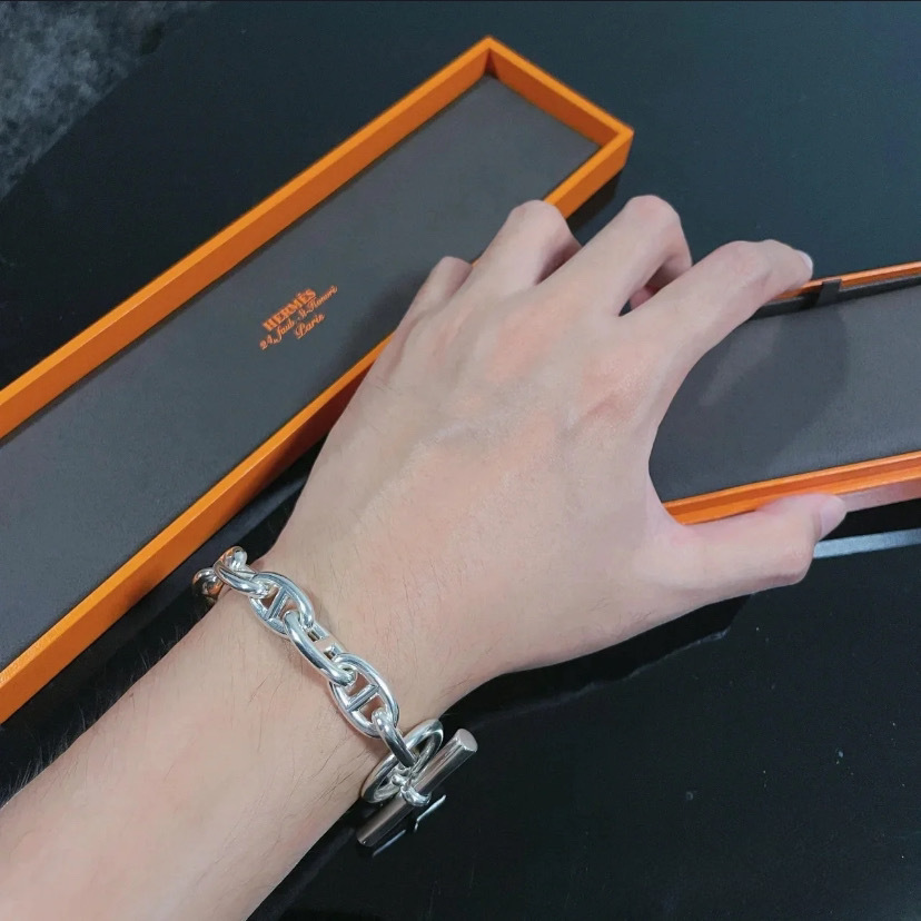 大人気モデル！【HERMES】 シェーヌダンクル GM ブレスレット ◇大人気モデル◇HERMES シェーヌダンクル ブレスレット GM