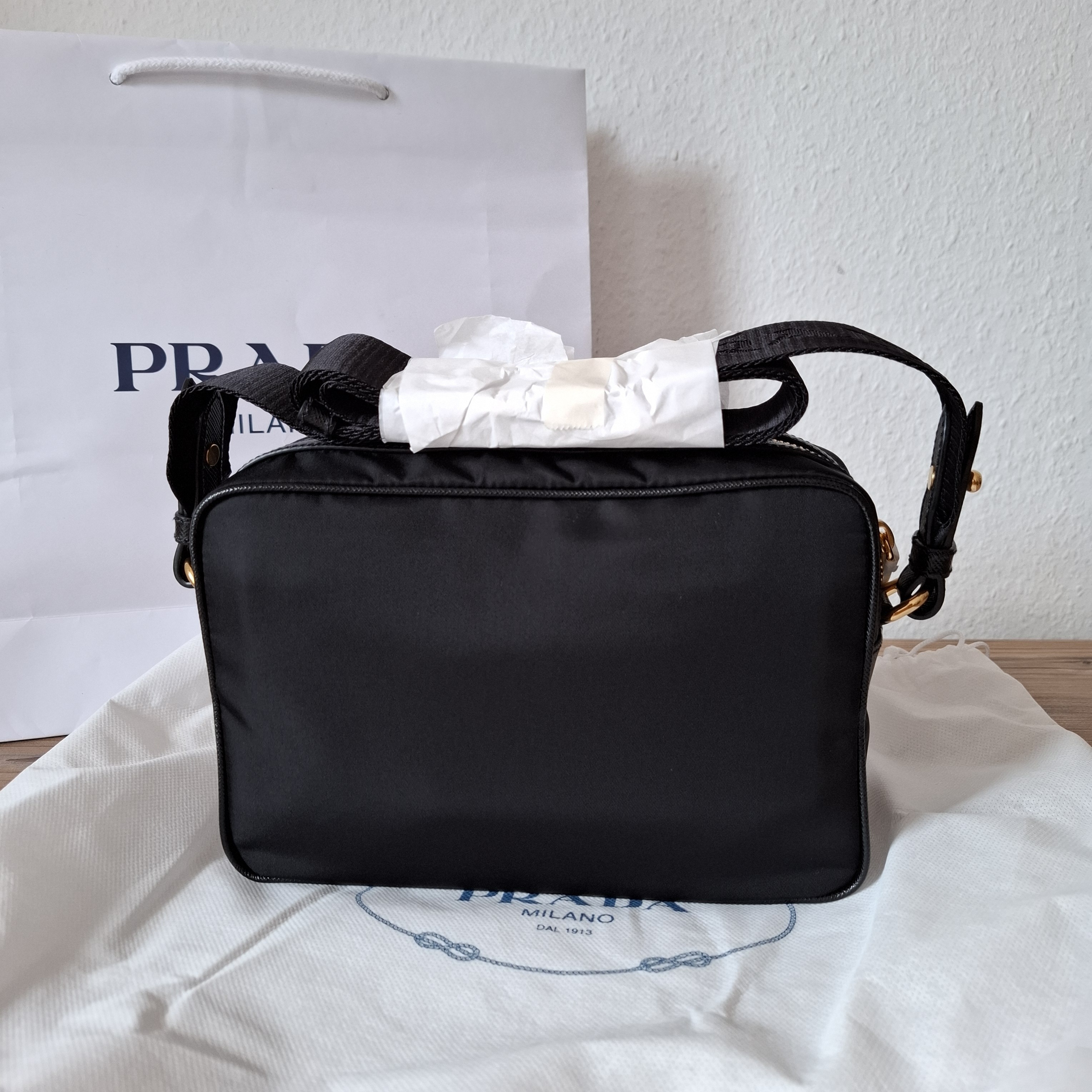数量限定!EXPRESS便可◎NO.1 ロングセラー PRADA/プラダ 1BH089