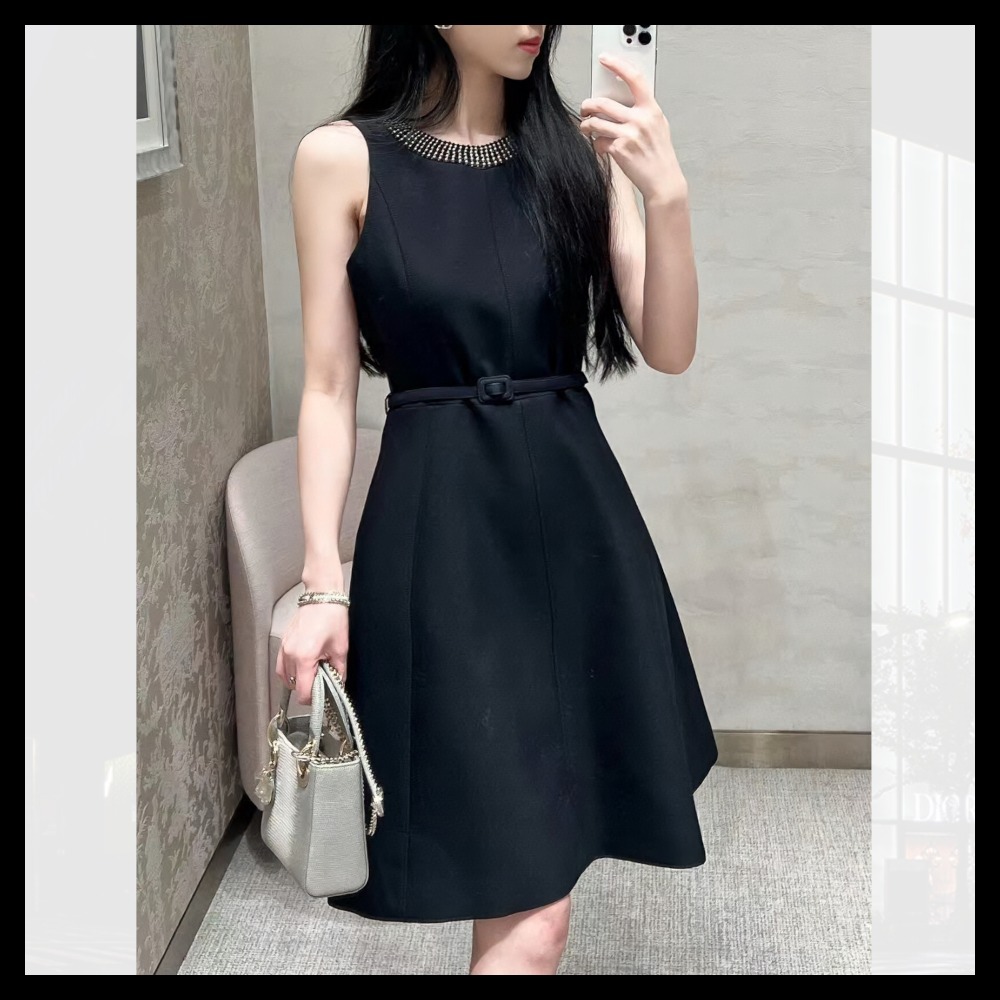 【1枚で美しく華やかになれる】DIOR ワンピース ドレス