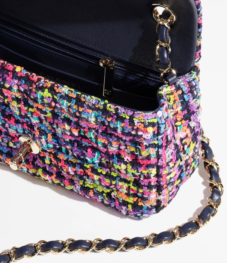 色合いがオシャレ♪【CHANEL】大人可愛い クラシック ミニバッグ マルチカラーがお洒落♪*CHANEL*クラシックミニバッグ