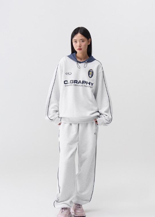 [CODE GRAPHY]24H TRACK V-NECK SWEATSHIRT★新作・24AW★韓国★ CODE GRAPHY]24H TRACK V-NECK SWEATSHIRT☆新作・24AW☆韓国