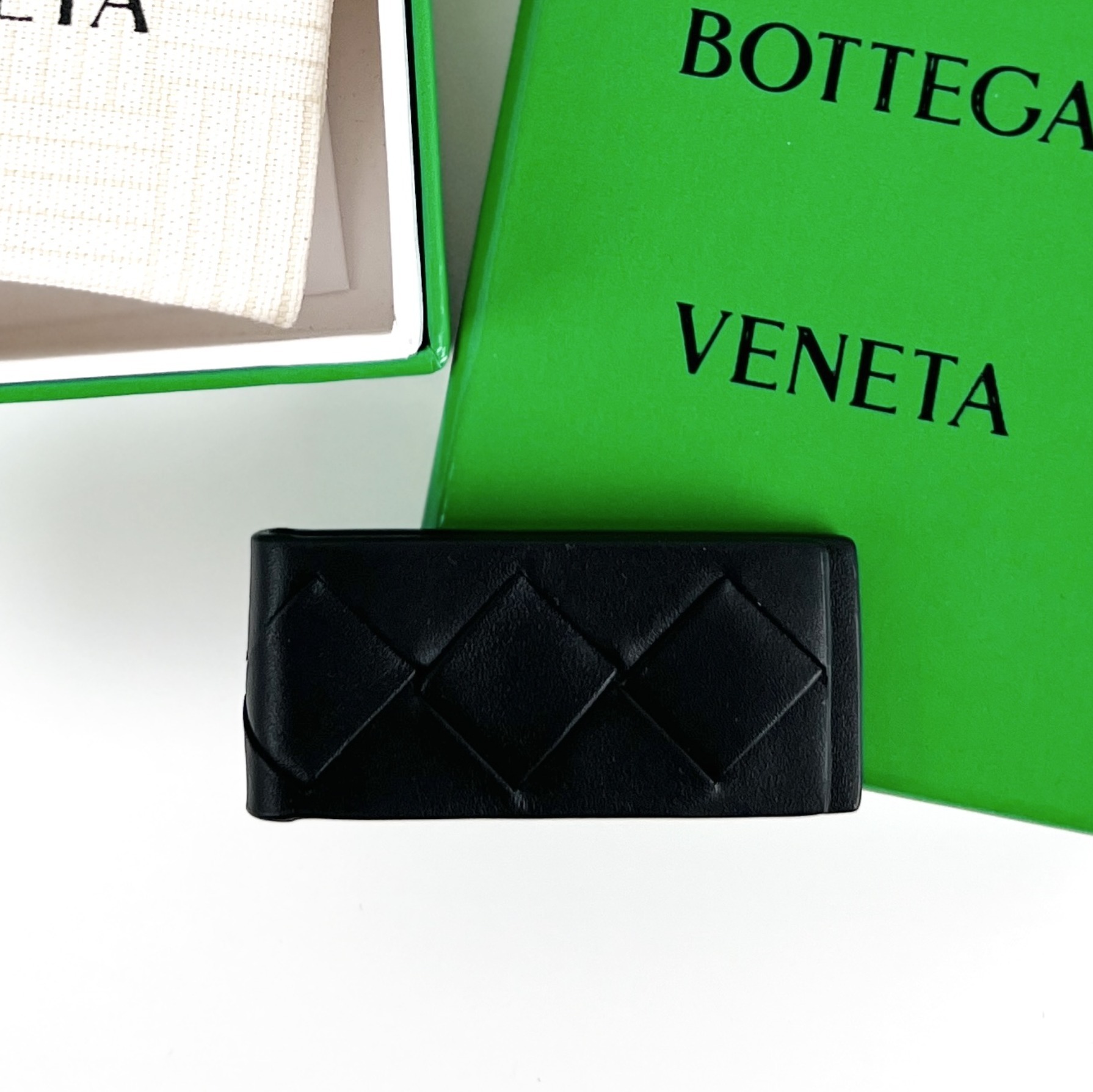 すぐ届く★【BOTTEGA VENETA】イントレチャート マネークリップ