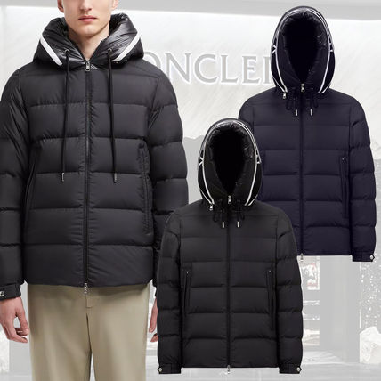 ブラック（黒）系 MONCLER(モンクレール) ダウンジャケット