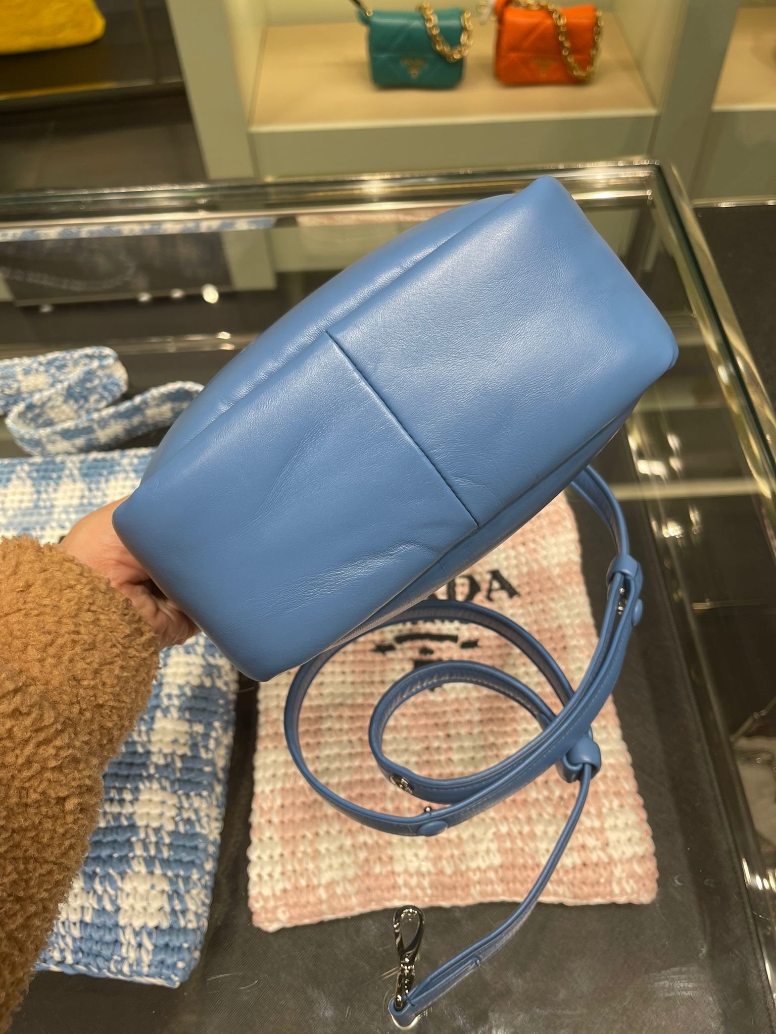 アウトレットVIP【PRADA】2WAY ミニショルダーバック 送料込み アウトレットVIP【PRADA】2WAY ミニショルダーバック 送料込み