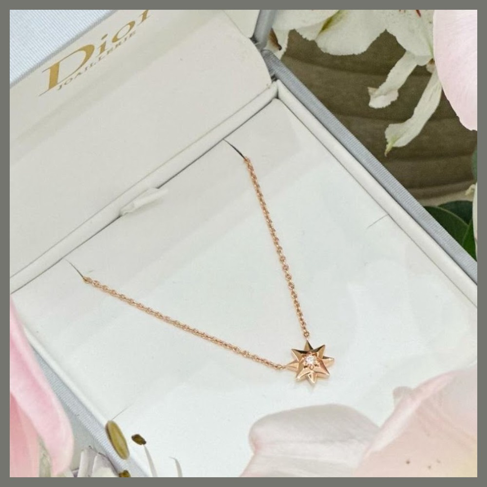 【幸運のシンボルスターが魅力★】Etoile des Vents ネックレス