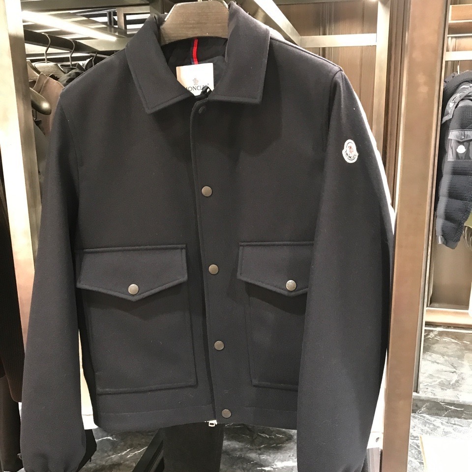 パリ正規店買付！【MONCLER】Fredarolaシャツジャケット
