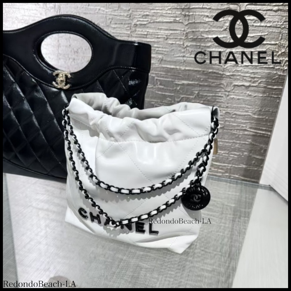 【超希少なブラック金具】CHANEL★22ハンドバック★数量限定