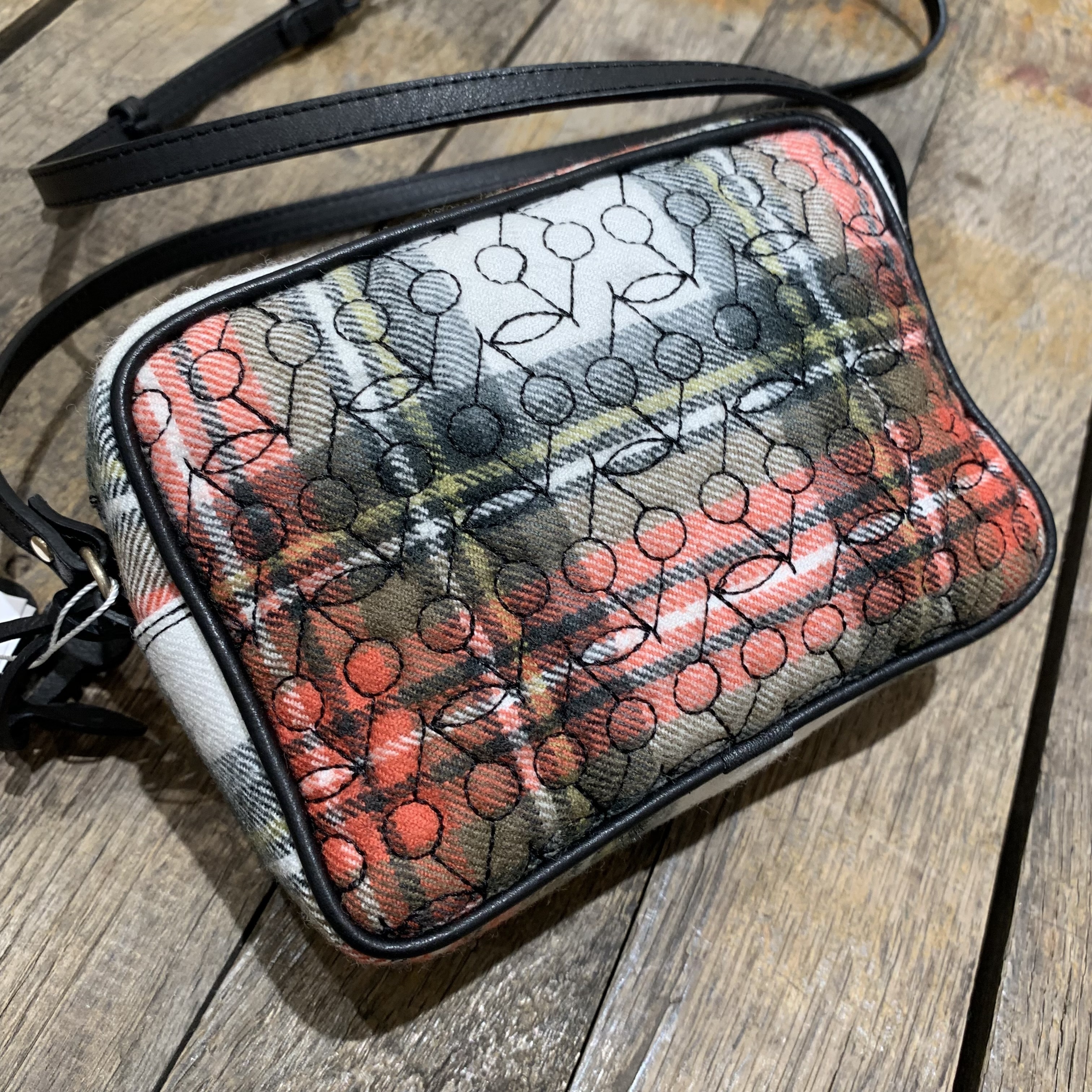 【Disneyコラボ】名入れOK★Lバックパック＊トイストーリー＊ Disneyコラボ】名入れOK☆Lバックパック＊トイストーリー＊ 子供