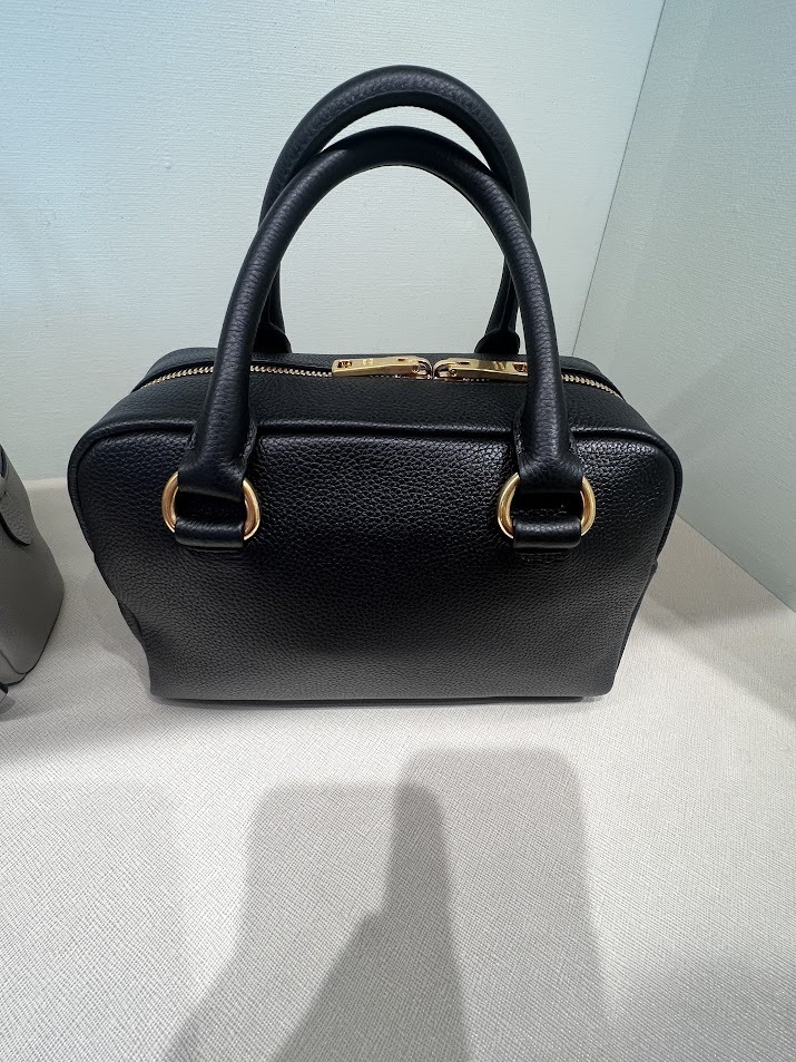 ♪直営アウトレット♪PRADA ハンドバッグ 1BB108 各色 ♪直営アウトレット♪PRADA ハンドバッグ 1BB108 各色 (PRADA