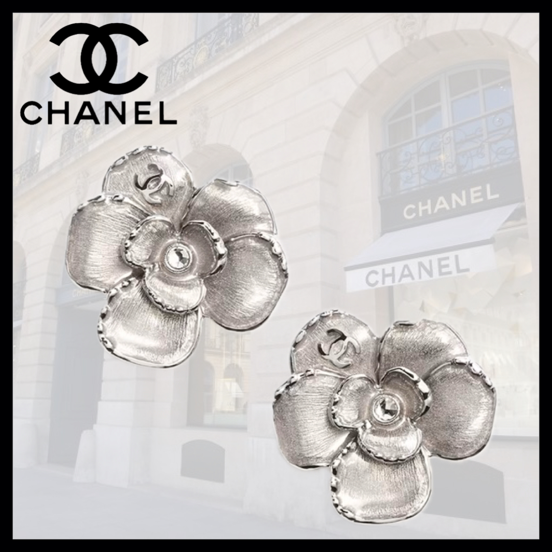 フラワーモチーフが可愛い♪【CHANEL】イヤリング