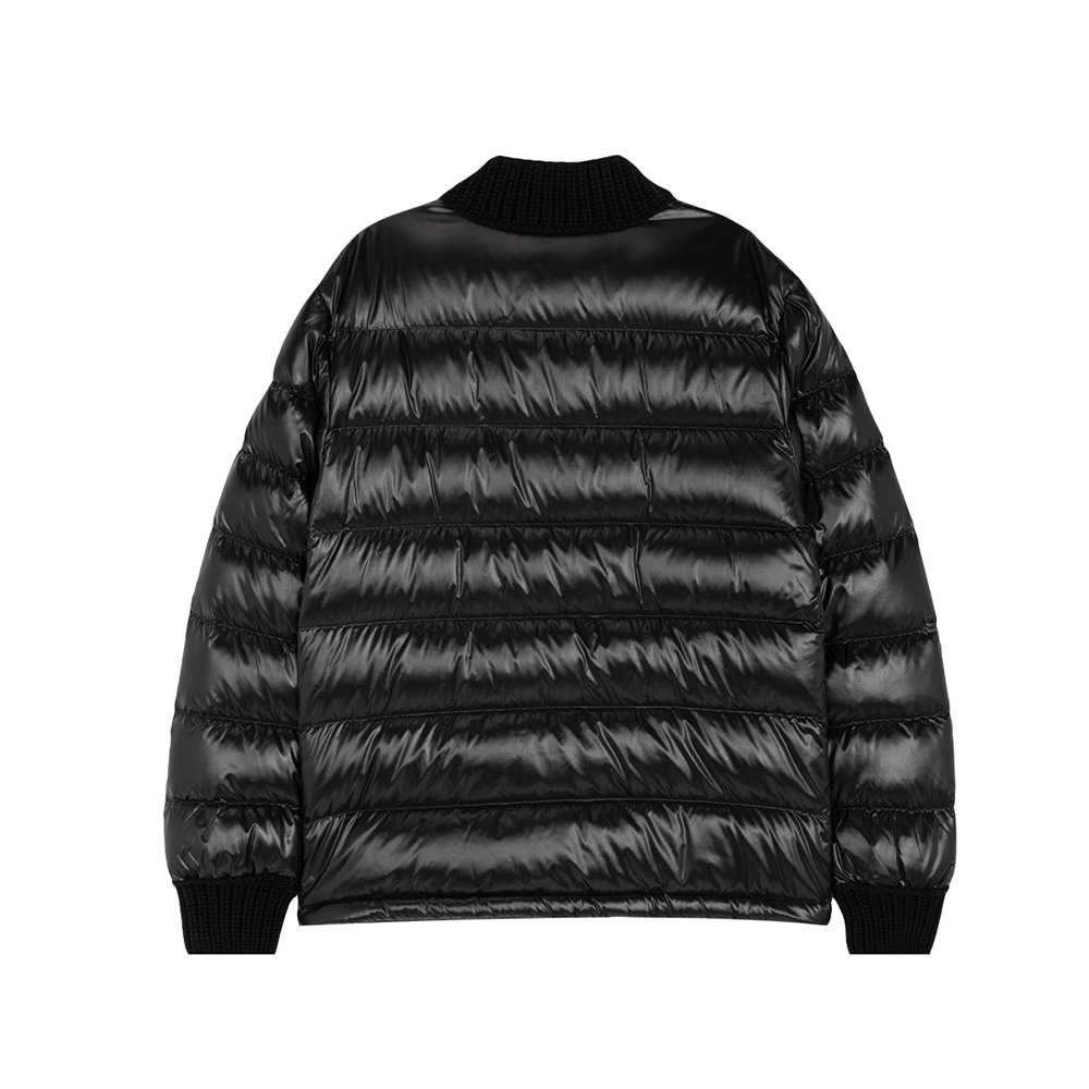 関税負担なし☆MONCLER ARCELOT ショートダウンジャケット 関税負担なし☆MONCLER ARCELOT ショートダウンジャケット