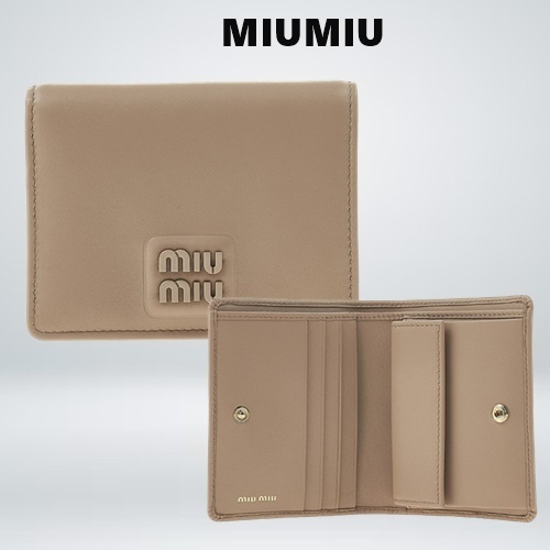 MiuMiu ミュウミュウ レザー 半財布