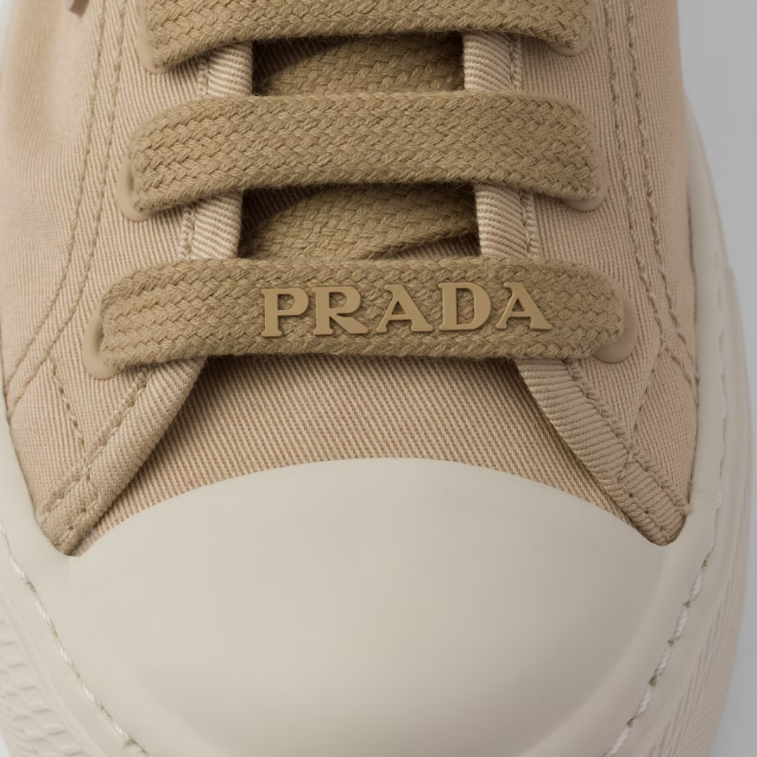 CLASSY掲載】PRADA◇キャンバス レースアップスニーカー 厚底