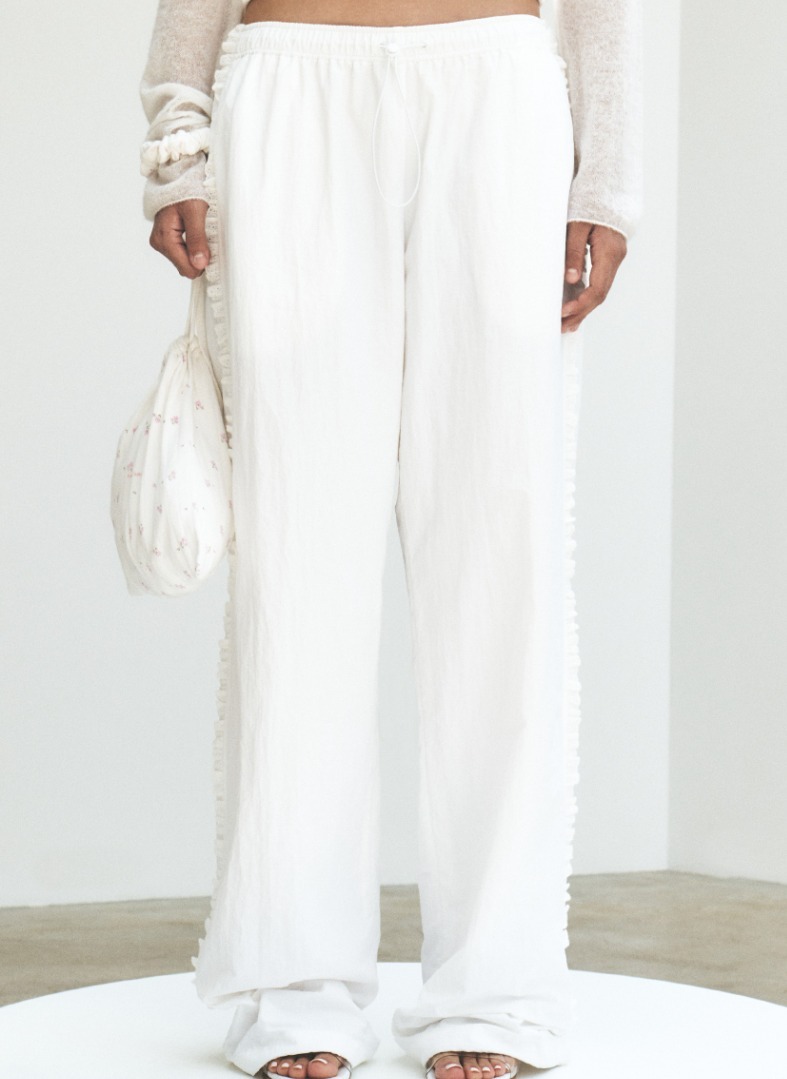 ☆韓国の人気☆【GROVE】☆RODEL NYLON PANT.S☆ ☆韓国の人気☆【GROVE】☆RODEL NYLON PANT.S☆ (GROVE/パンツ