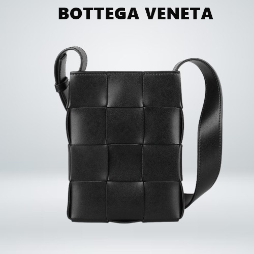 BOTTEGA VENETA スマホクロスバック